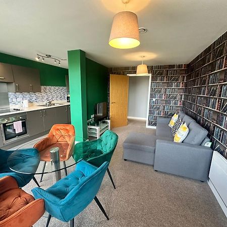 Adelphi Wharf Apartments By Beehosting Manchester Extérieur photo