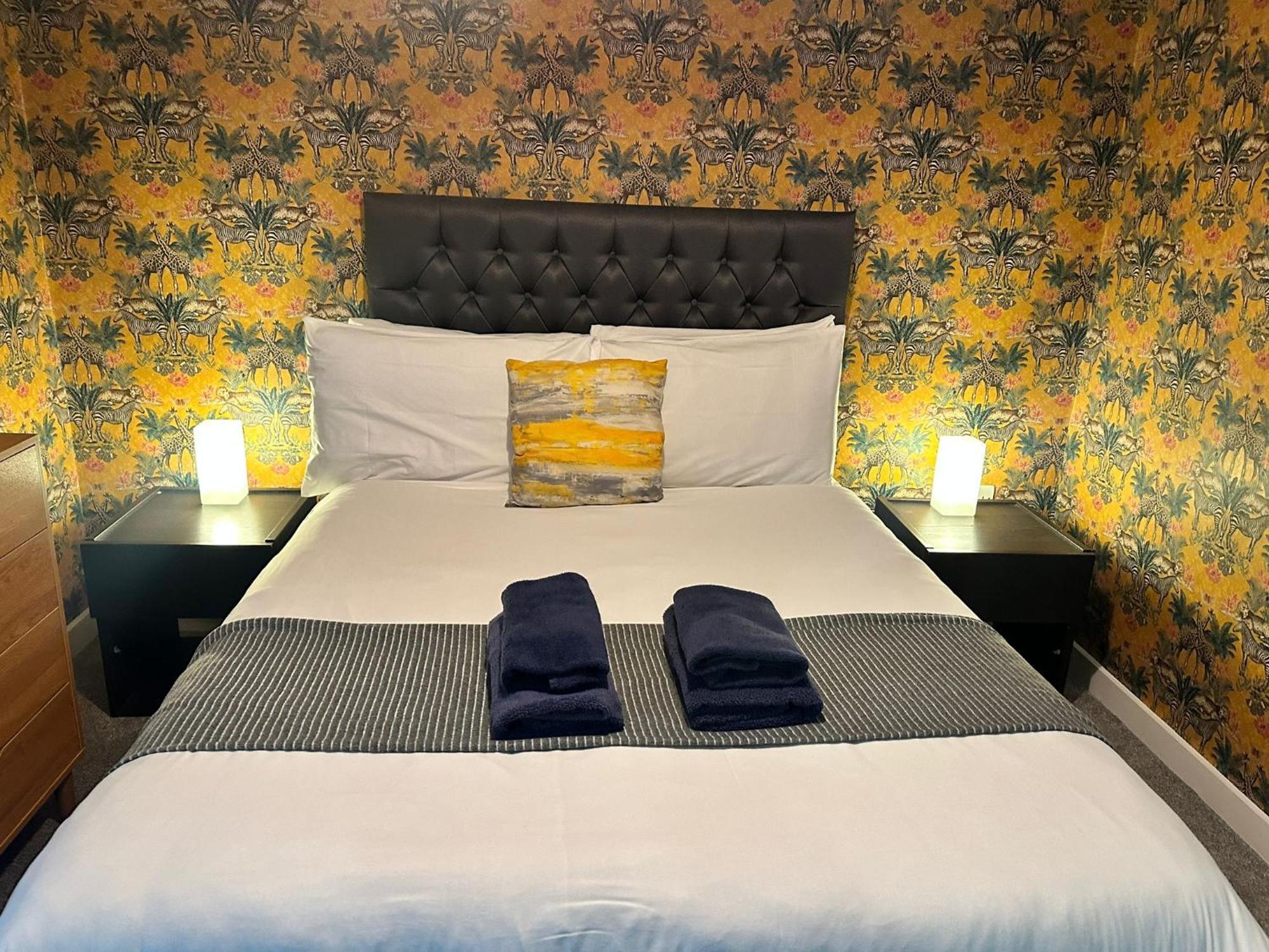 Adelphi Wharf Apartments By Beehosting Manchester Extérieur photo